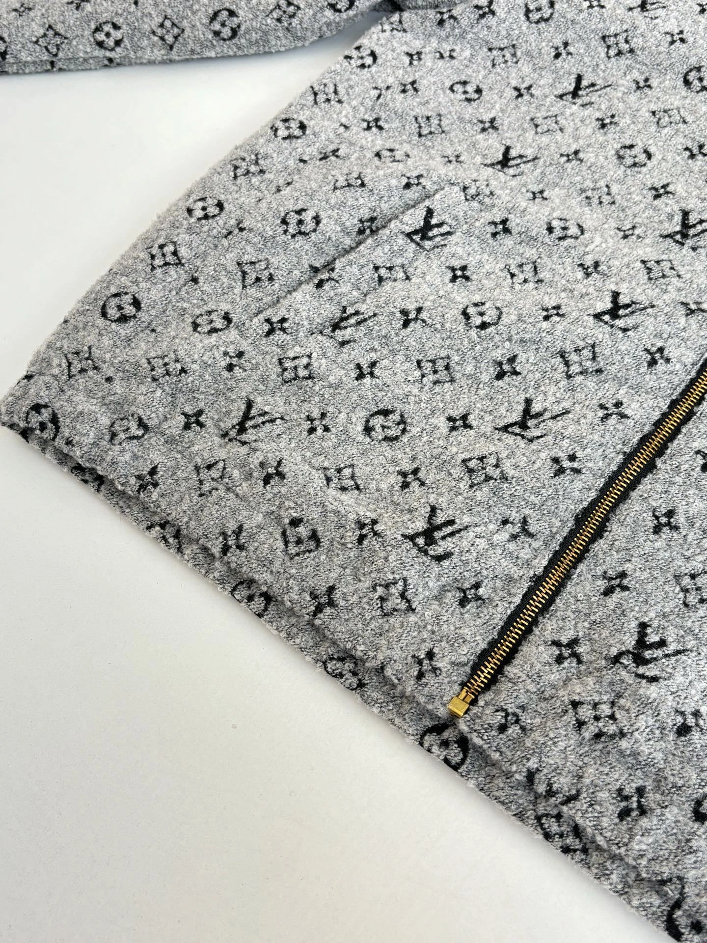 wg.luxury- 8V item:E-F363J0721H